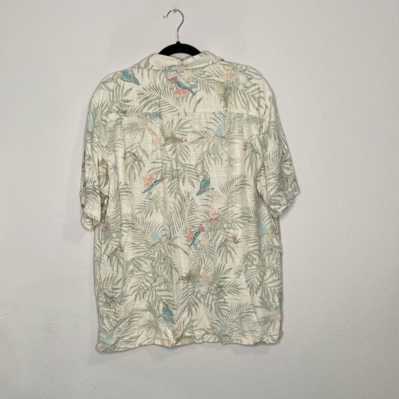 Men’s Island Republic Vintage Floral Button Down - Picture 2 of 4